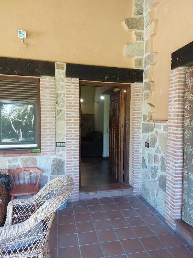 Higueras Y Olivos Villa Candeleda Eksteriør bilde